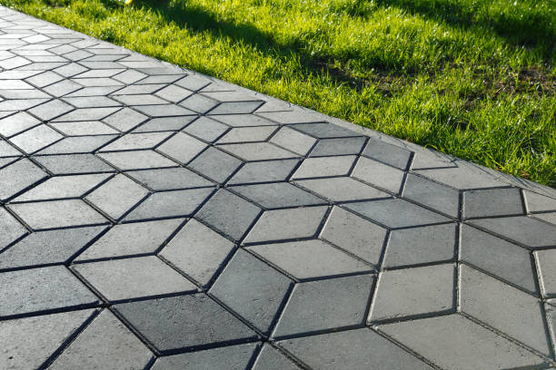 Best Driveway Paving Contractor  in Lanster, CA